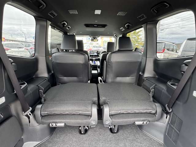 トヨタ ヴォクシー ２．０ Ｓ－Ｚ R4年 (九州・沖縄) 99