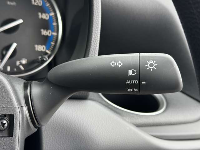 トヨタ ノア １．８ ハイブリッド Ｘ R7年 (九州・沖縄) 99