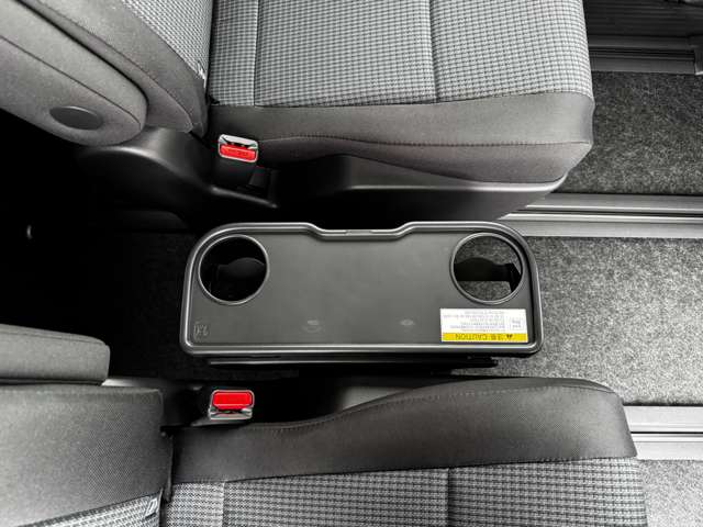 トヨタ ノア １．８ ハイブリッド Ｘ R7年 (九州・沖縄) 99