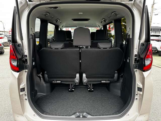 トヨタ ノア １．８ ハイブリッド Ｘ R7年 (九州・沖縄) 99