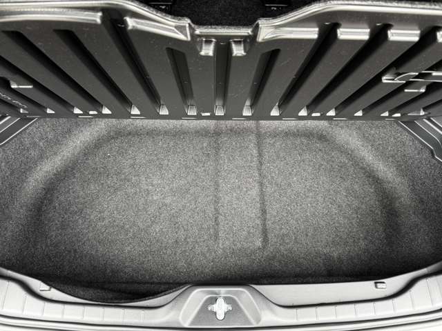 トヨタ ノア １．８ ハイブリッド Ｘ R7年 (九州・沖縄) 99