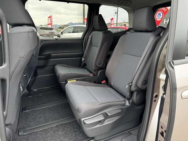 トヨタ ノア １．８ ハイブリッド Ｘ R7年 (九州・沖縄) 99