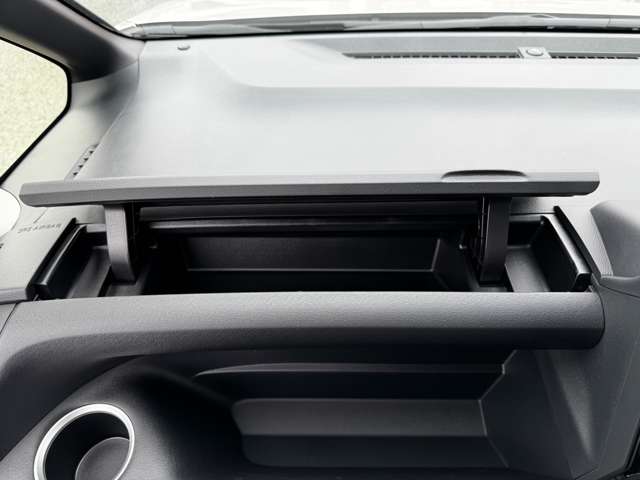 トヨタ ノア １．８ ハイブリッド Ｘ R7年 (九州・沖縄) 99