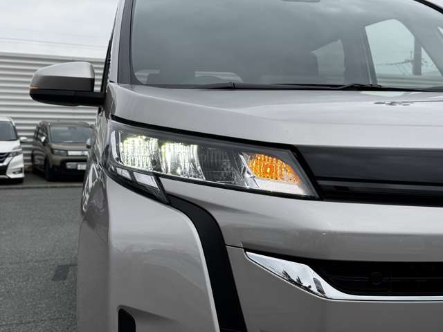 トヨタ ノア １．８ ハイブリッド Ｘ R7年 (九州・沖縄) 99