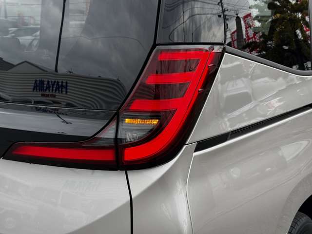 トヨタ ノア １．８ ハイブリッド Ｘ R7年 (九州・沖縄) 99