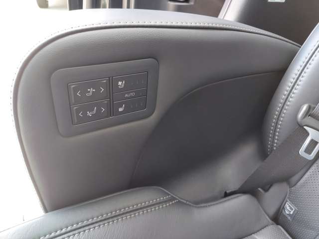 トヨタ ヴェルファイア　ハイブリッド ハイブリッド ２．５ Ｚプレミア R5年 (九州・沖縄) 99