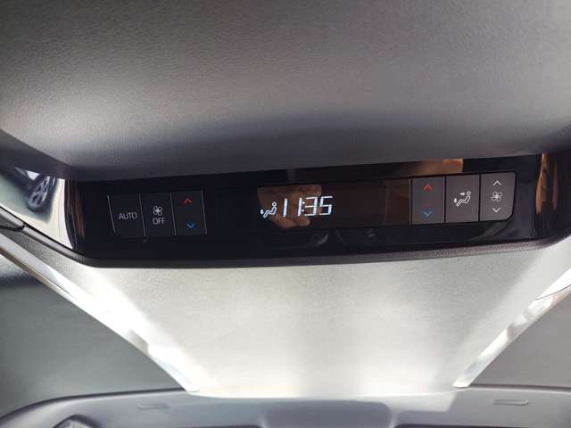 トヨタ ヴェルファイア　ハイブリッド ハイブリッド ２．５ Ｚプレミア R5年 (九州・沖縄) 99