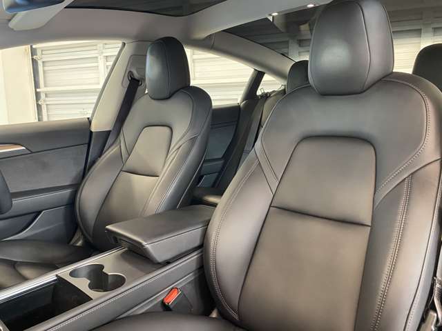 テスラ モデル３ ロングレンジ R4年 (関東) 99