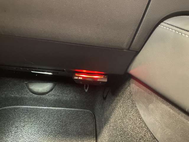 テスラ モデル３ ロングレンジ R4年 (関東) 99