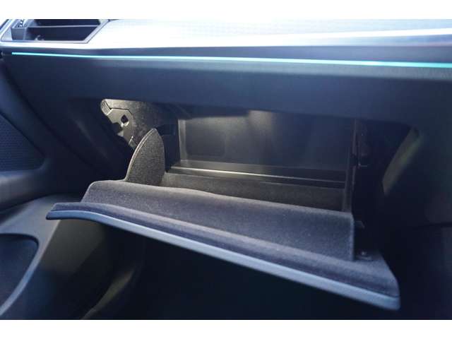 ＢＭＷ ４シリーズ ４２０Ｄ Ｘドライブ Ｍスポーツ ディーゼルターボ ４ＷＤ R5年 (近畿) 99