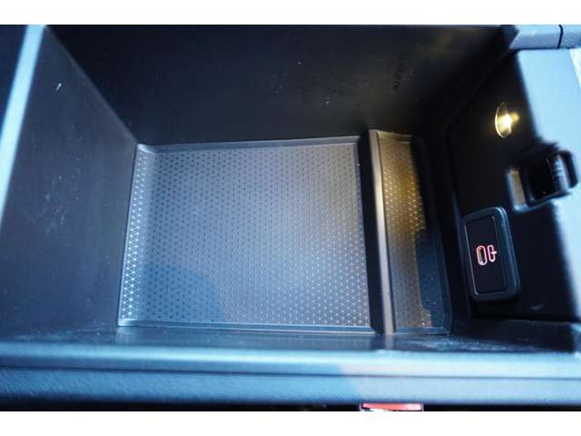 ＢＭＷ ４シリーズ ４２０Ｄ Ｘドライブ Ｍスポーツ ディーゼルターボ ４ＷＤ R5年 (近畿) 99