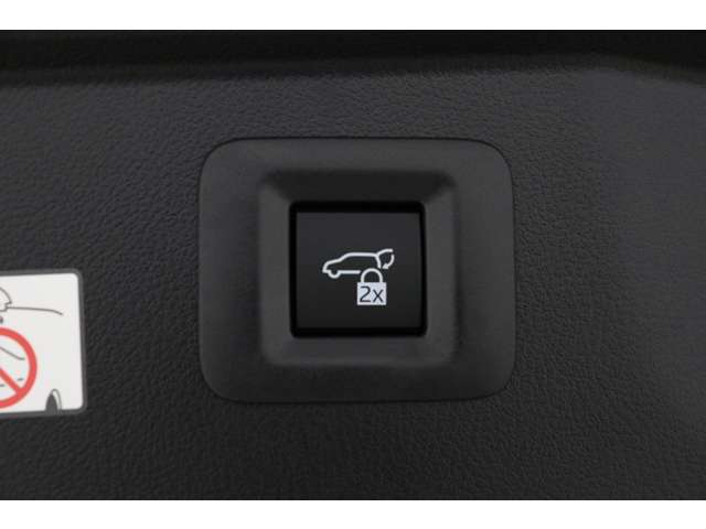 トヨタ ヴェルファイア　ハイブリッド ハイブリッド ２．５ Ｚプレミア Ｅ－ＦＯＵＲ ４ＷＤ R6年 (東海) 99