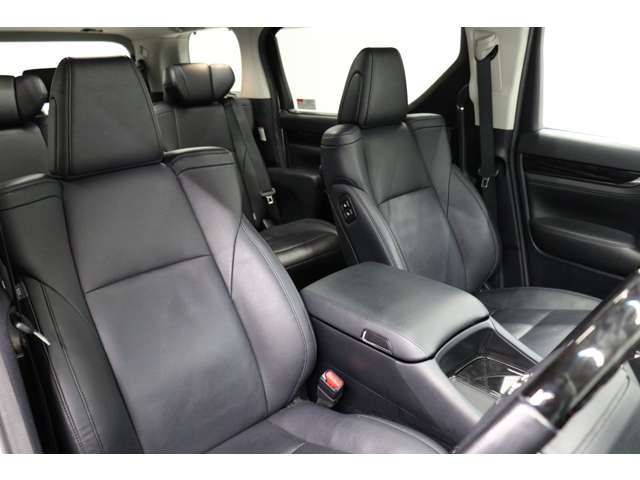 トヨタ アルファード ２．５ Ｓ Ｃパッケージ R1年 (東海) 99