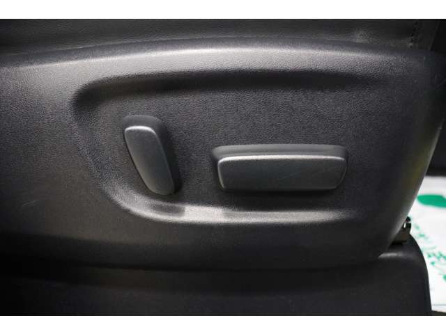 トヨタ アルファード ２．５ Ｓ Ｃパッケージ R1年 (東海) 99