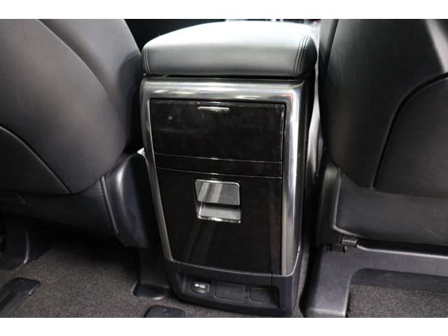 トヨタ アルファード ２．５ Ｓ Ｃパッケージ R1年 (東海) 99