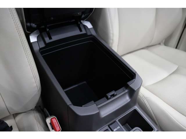 トヨタ ランドクルーザープラド ２．７ ＴＸ Ｌパッケージ マットブラック エディション ４ＷＤ R6年 (東海) 99