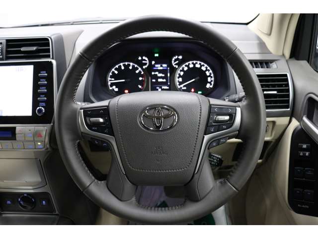 トヨタ ランドクルーザープラド ２．７ ＴＸ Ｌパッケージ マットブラック エディション ４ＷＤ R6年 (東海) 99