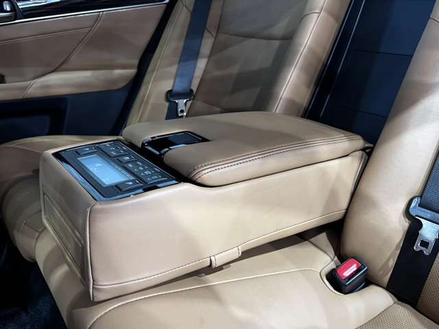 レクサス ＧＳハイブリッド ４５０Ｈ バージョンＬ H24年 (関東) 99