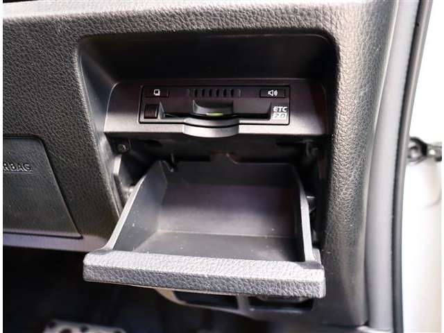 トヨタ ヴォクシー ２．０ ＺＳ Ｇ'Ｓ H28年 (関東) 99