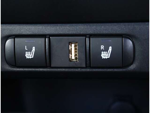 トヨタ ヤリス １．５ ハイブリッド Ｚ R2年 (関東) 99