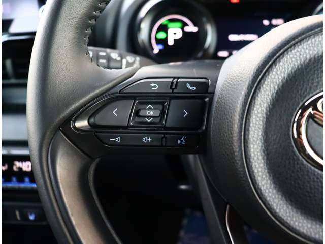 トヨタ ヤリス １．５ ハイブリッド Ｚ R2年 (関東) 99