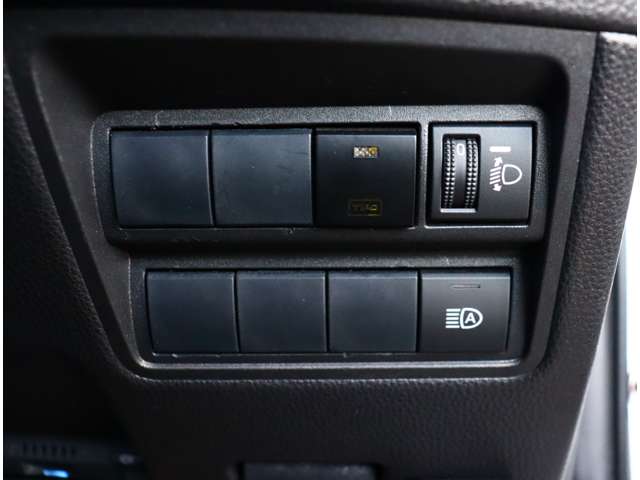 トヨタ ヤリス １．５ ハイブリッド Ｚ R2年 (関東) 99