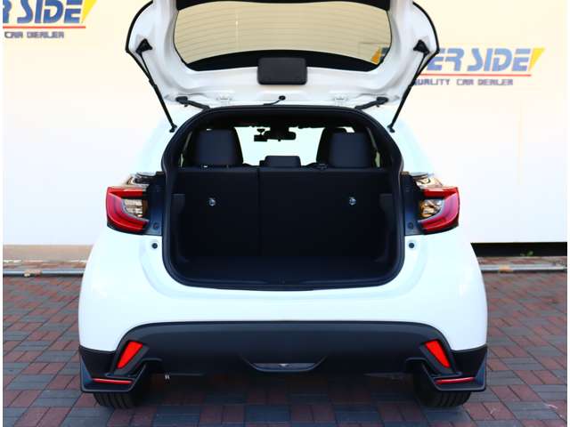 トヨタ ヤリス １．５ ハイブリッド Ｚ R2年 (関東) 99