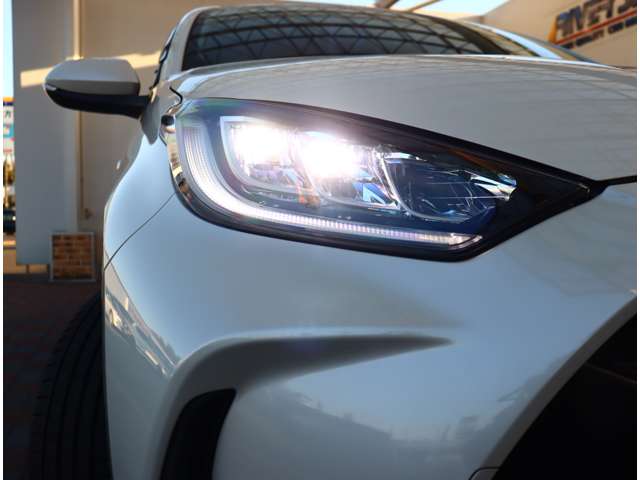 トヨタ ヤリス １．５ ハイブリッド Ｚ R2年 (関東) 99