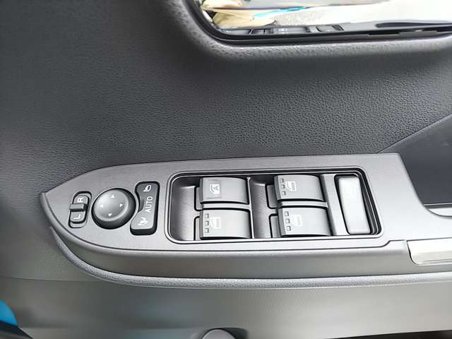 ダイハツ タント ６６０ カスタム Ｘ R6年 (関東) 99