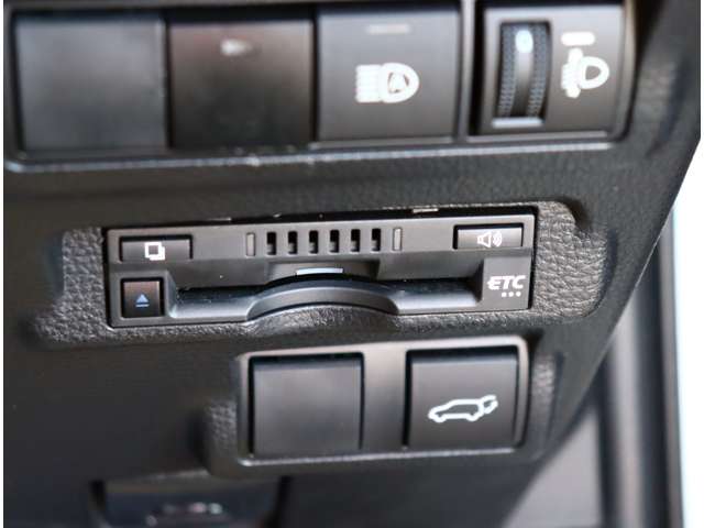 トヨタ カローラクロス １．８ Ｚ R3年 (関東) 99