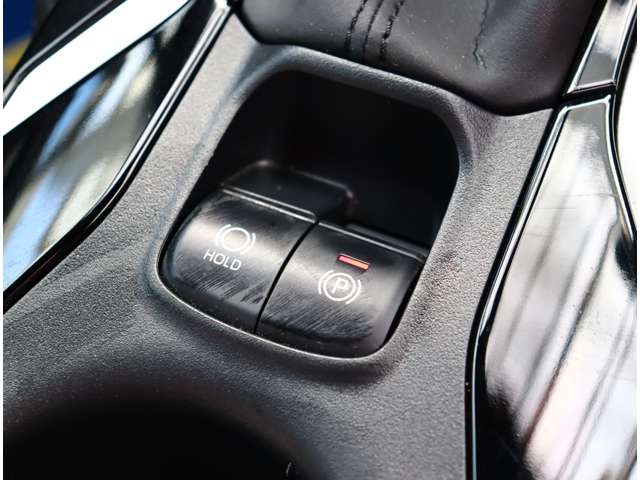 トヨタ カローラクロス １．８ Ｚ R3年 (関東) 99