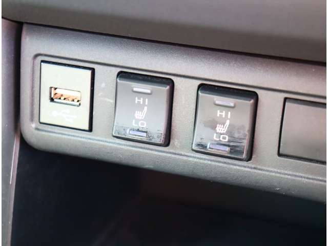 トヨタ カローラクロス １．８ Ｚ R3年 (関東) 99