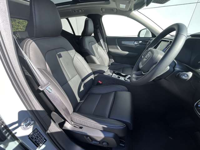 ボルボ ＸＣ４０ ウルトラ Ｂ４ ＡＷＤ ４ＷＤ R6年 (東北) 99