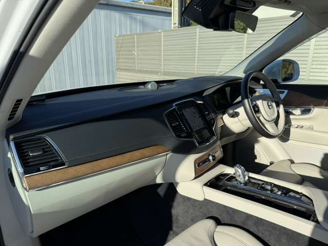 ボルボ ＸＣ９０ Ｔ８ ツインエンジン ＡＷＤ インスクリプション ４ＷＤ H30年 (東北) 99