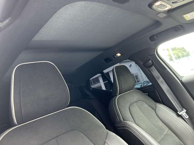 ボルボ ＸＣ４０ Ｂ４ ＡＷＤ Ｒデザイン ４ＷＤ R2年 (東北) 99