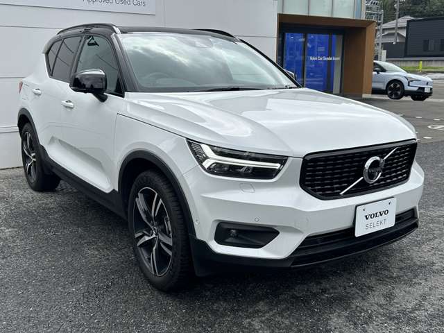 ボルボ ＸＣ４０ Ｂ４ ＡＷＤ Ｒデザイン ４ＷＤ R2年 (東北) 99
