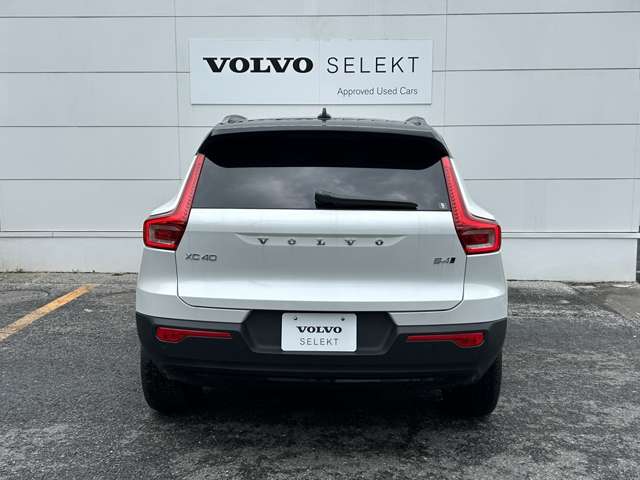 ボルボ ＸＣ４０ Ｂ４ ＡＷＤ Ｒデザイン ４ＷＤ R2年 (東北) 99