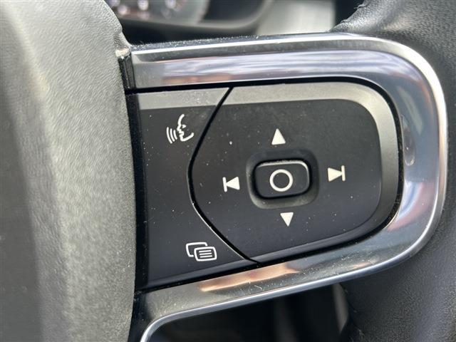 ボルボ ＸＣ４０ Ｂ４ ＡＷＤ モメンタム ４ＷＤ R3年 (東北) 99