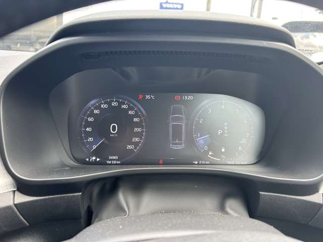 ボルボ ＸＣ４０ Ｂ４ ＡＷＤ モメンタム ４ＷＤ R3年 (東北) 99