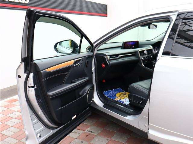 レクサス ＲＸ４５０ｈ ４５０Ｈ バージョンＬ ４ＷＤ H28年 (関東) 99