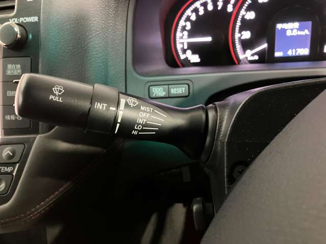 トヨタ クラウンアスリート ２．５ Ｉ－ＦＯＵＲ ４ＷＤ H23年 (北海道) 99