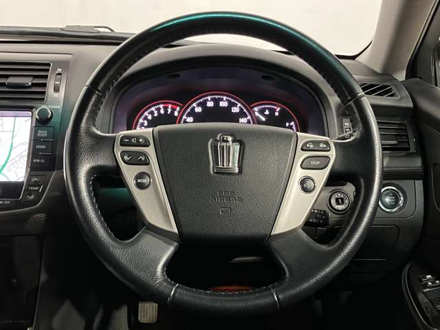 トヨタ クラウンアスリート ２．５ Ｉ－ＦＯＵＲ ４ＷＤ H23年 (北海道) 99