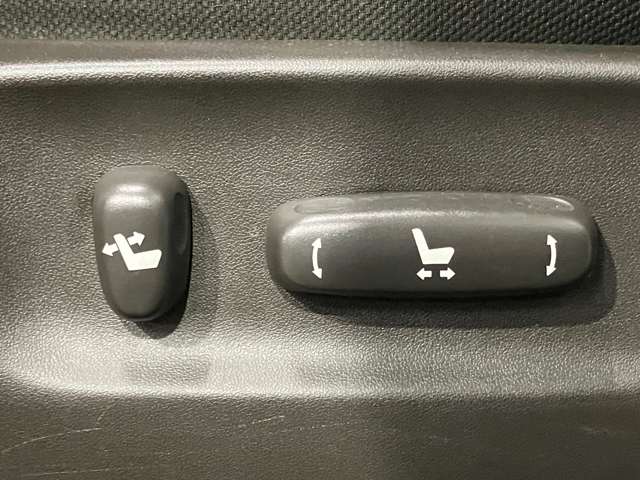 トヨタ クラウンアスリート ２．５ Ｉ－ＦＯＵＲ ４ＷＤ H23年 (北海道) 99