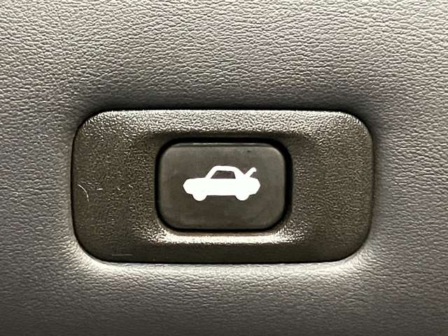 トヨタ クラウンアスリート ２．５ Ｉ－ＦＯＵＲ ４ＷＤ H23年 (北海道) 99