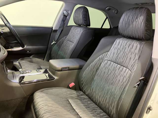 トヨタ クラウンアスリート ２．５ Ｉ－ＦＯＵＲ ４ＷＤ H23年 (北海道) 99