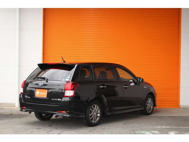 トヨタ カローラフィールダー　ハイブリッド １．５ ハイブリッド Ｇ エアロツアラー Ｗ×Ｂ H26年 (関東) 99