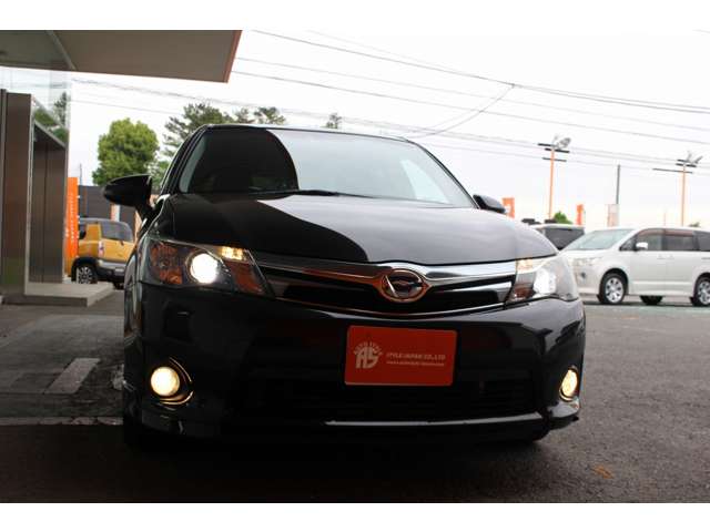 トヨタ カローラフィールダー　ハイブリッド １．５ ハイブリッド Ｇ エアロツアラー Ｗ×Ｂ H26年 (関東) 99