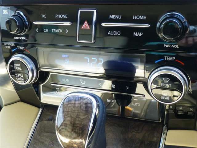 トヨタ アルファード　ハイブリッド ハイブリッド ２．５ エグゼクティブ ラウンジ Ｓ Ｅ－ＦＯＵＲ ４ＷＤ R2年 (東北) 99