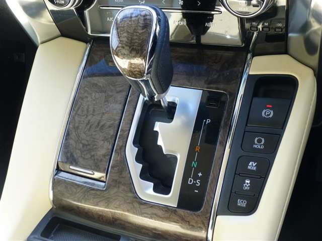 トヨタ アルファード　ハイブリッド ハイブリッド ２．５ エグゼクティブ ラウンジ Ｓ Ｅ－ＦＯＵＲ ４ＷＤ R2年 (東北) 99