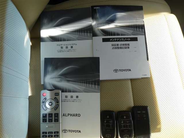トヨタ アルファード　ハイブリッド ハイブリッド ２．５ エグゼクティブ ラウンジ Ｓ Ｅ－ＦＯＵＲ ４ＷＤ R2年 (東北) 99